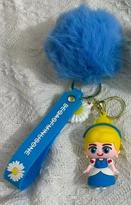 מחזיק מפתחות נסיכה פרווה לפי 24 יח'
